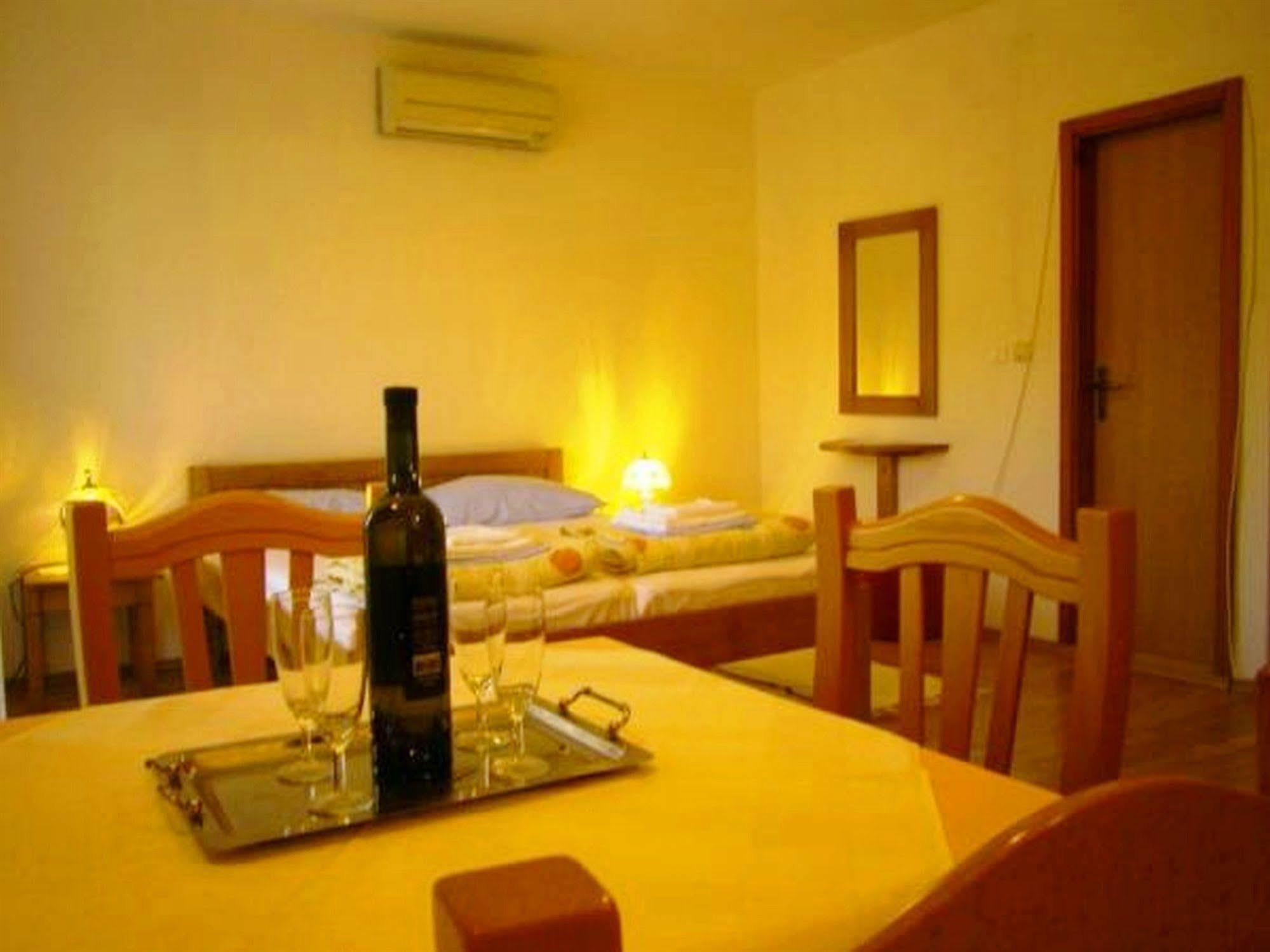 Villa Adria 슬라노 외부 사진